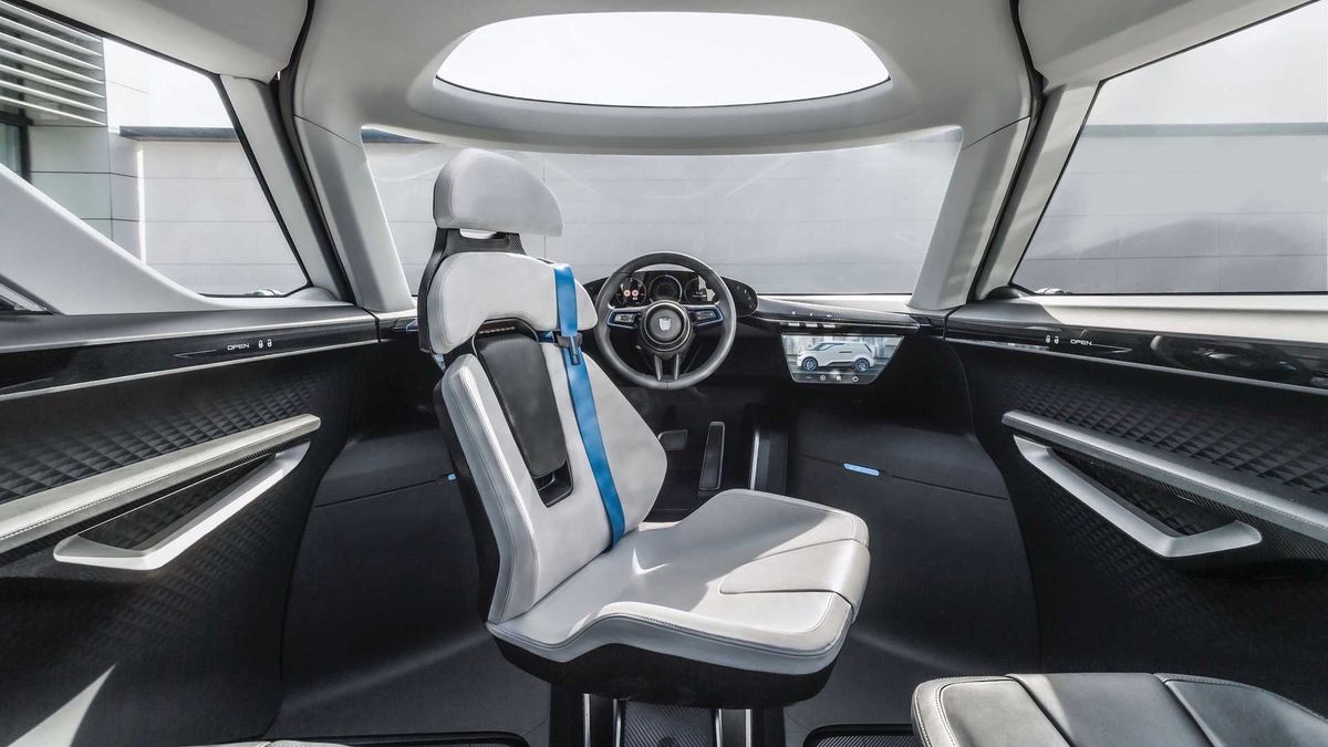Porsche показала мінівен з дуже дивним салоном