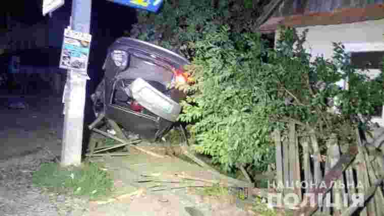 Уночі під Хустом п'яний водій збив трьох пішоходів