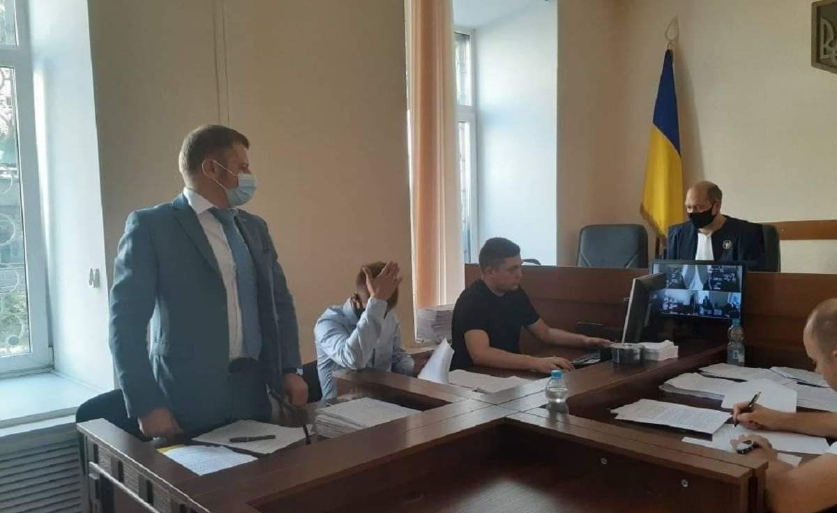 Суд відправив під домашній арешт і відсторонив від посад керівників АРМА