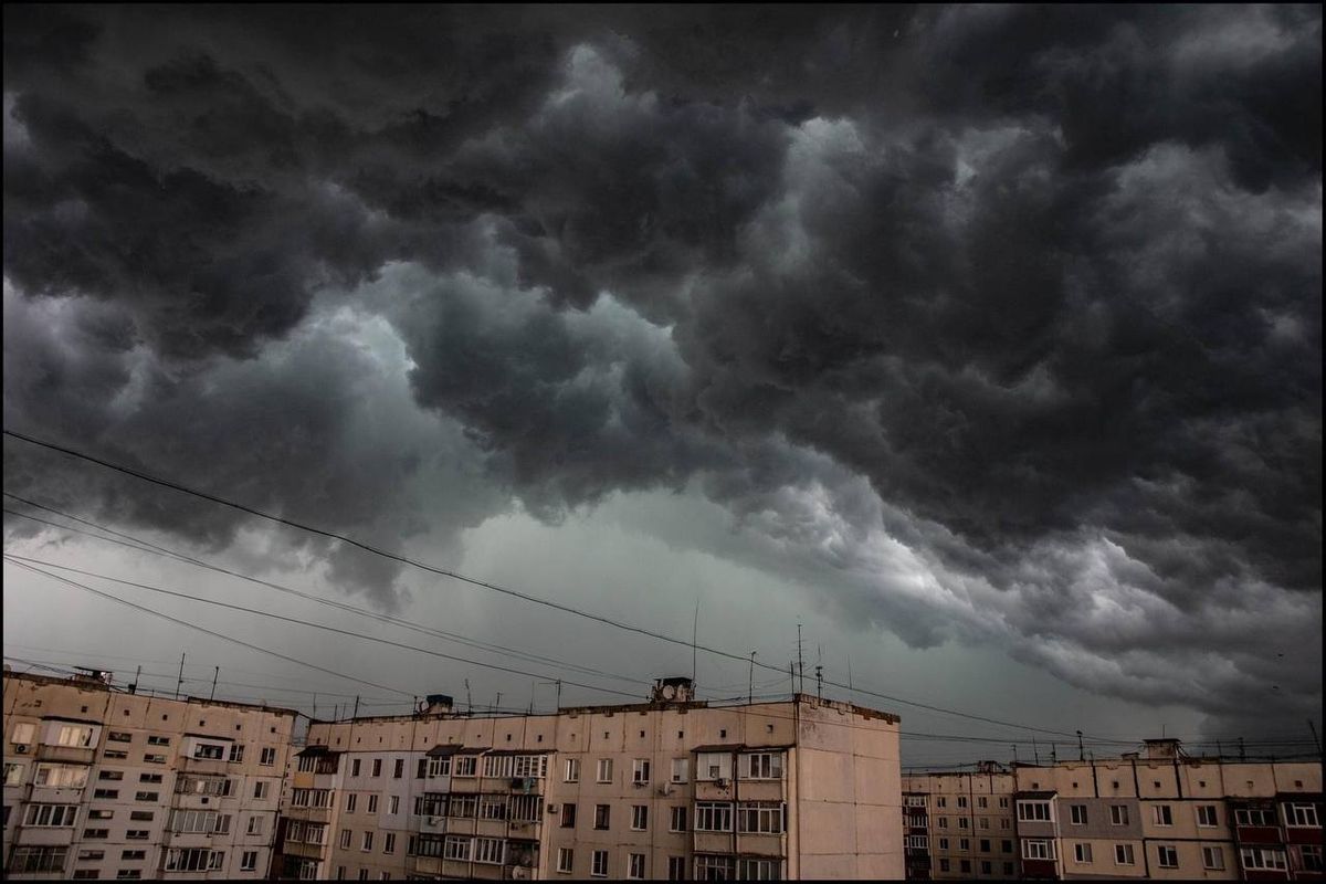 Чернівці другий день поспіль затоплює після негоди