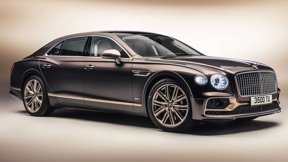 Bentley представила дуже особливий люксовий седан Flying Spur Hybrid Odyssean Edition