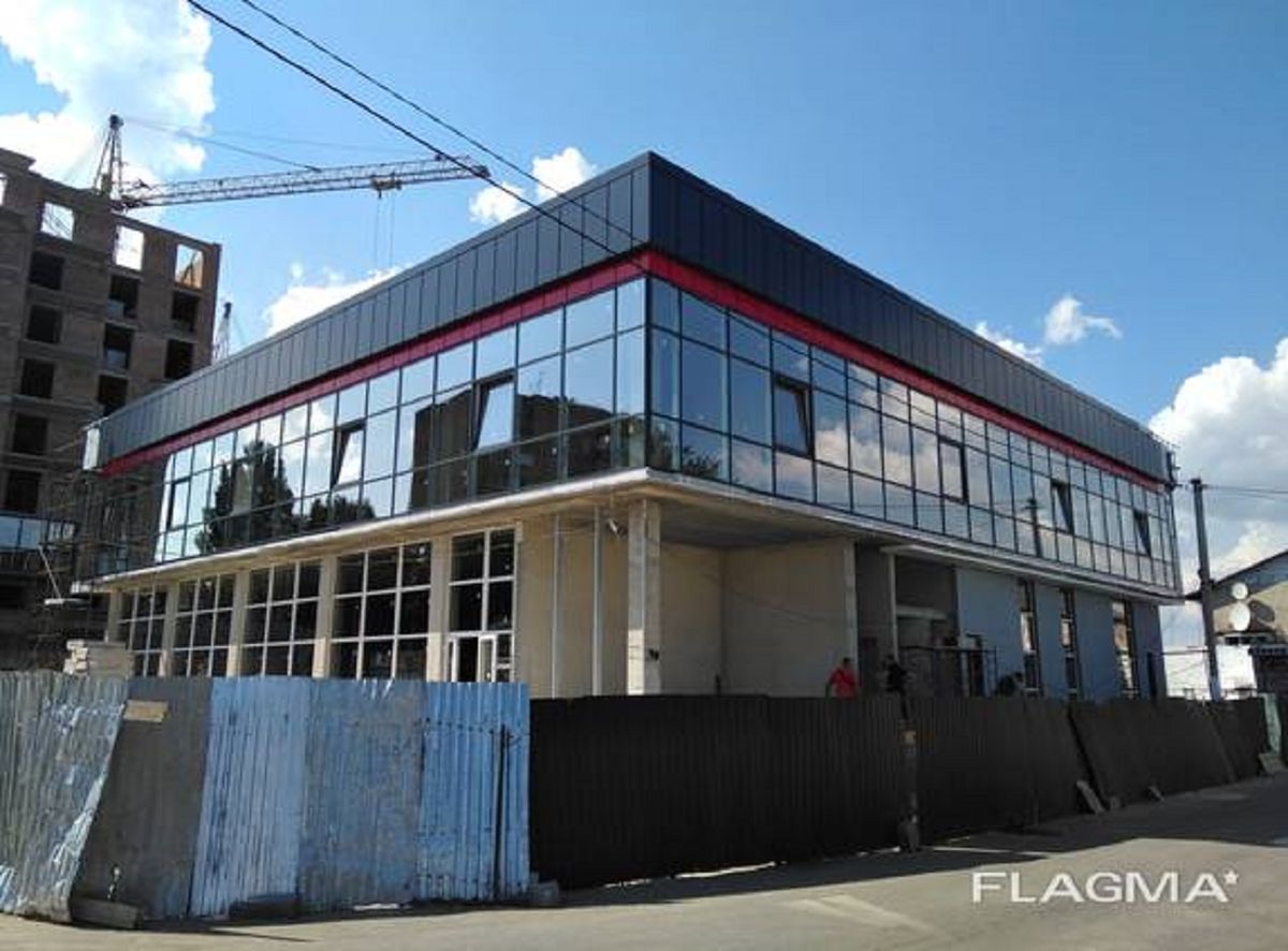 Біля залізничного вокзалу Луцька облаштують міні-ринок