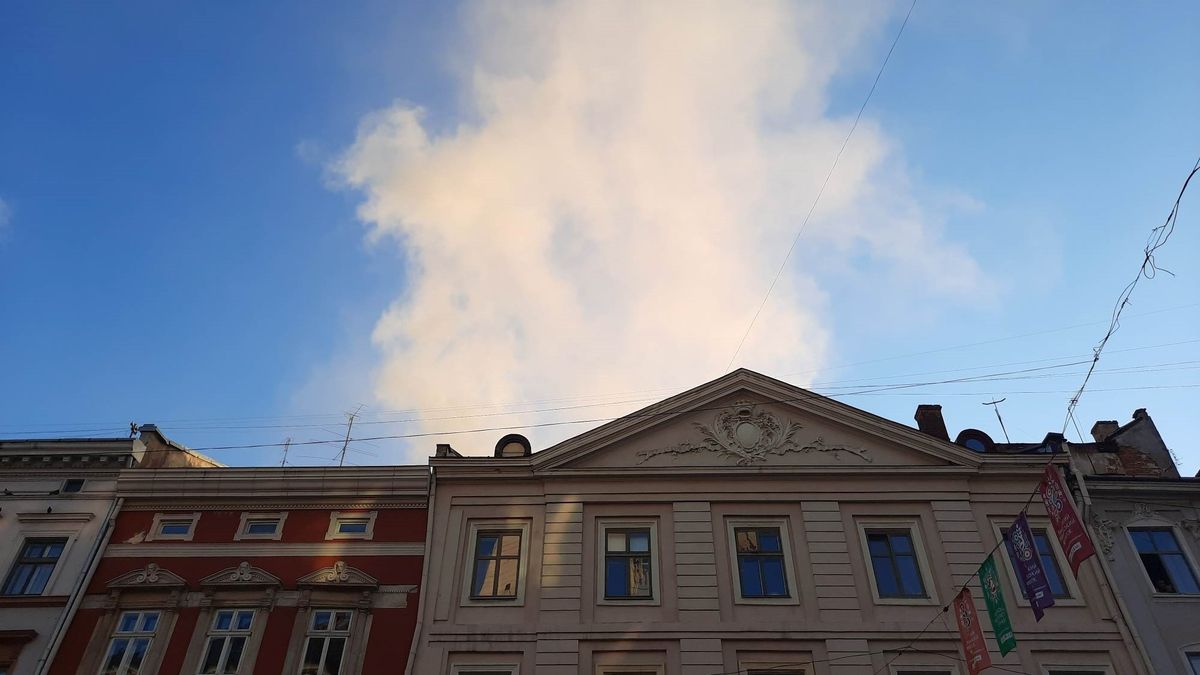 У будинку на площі Ринок сталася пожежа