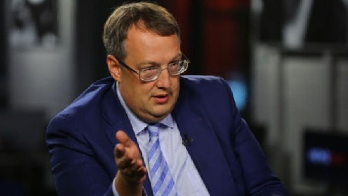 Уряд звільнив Антона Геращенка з посади заступника міністра внутрішніх справ