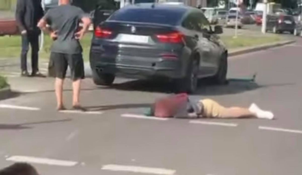 Автомобіль збив хлопця на електросамокаті у Львові