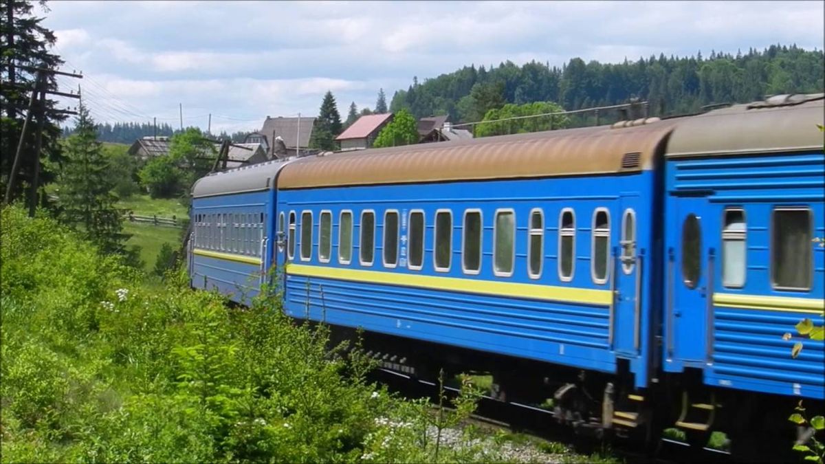 Під Тернополем зійшов з рейок пасажирський поїзд «Рахів-Київ»