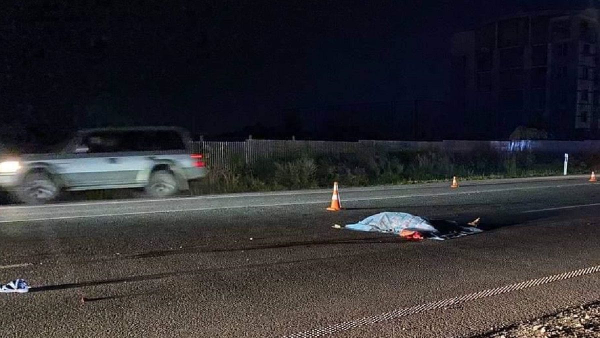Біля «Арени Львів» автомобіль на смерть збив пішохода