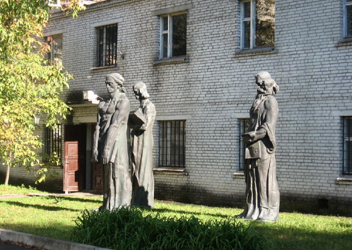 Екс-директорці львівського Музею книги висунули підозру у зникненні 500 стародруків