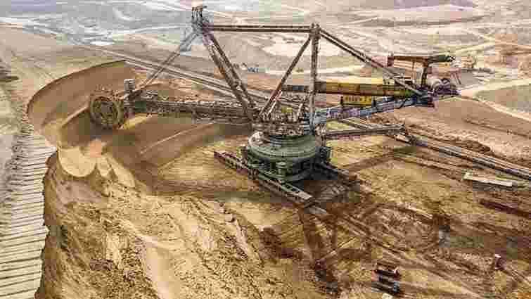 Комбінат Дмитра Фірташа позбавили ліцензії на родовище титанових руд