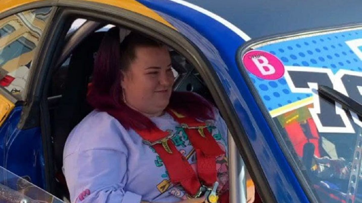 Alyona Alyona пояснила свою участь у дрифті на Софійській площі у Києві