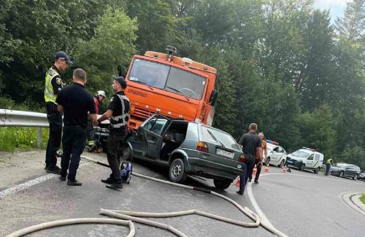 Між Бориславом і Східницею у ДТП загинули двоє людей