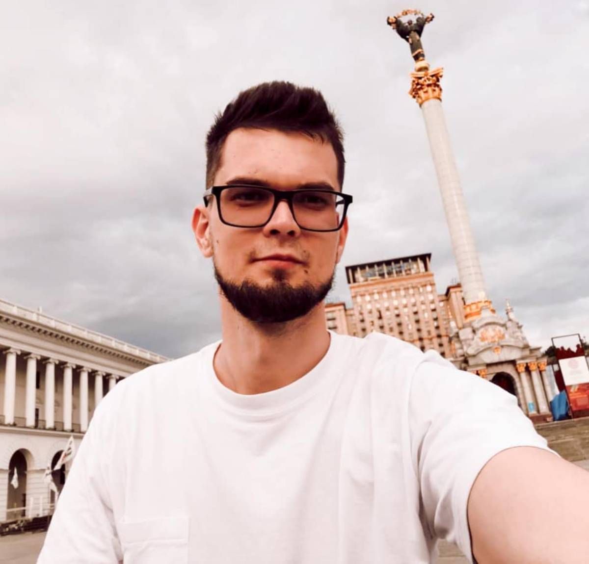Зниклого в Івано-Франківську 29-річного чоловіка знайшли мертвим у лісі

