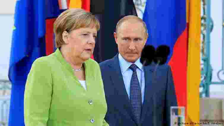 Ангела Меркель перед візитом до Києва зустрінеться з Путіним