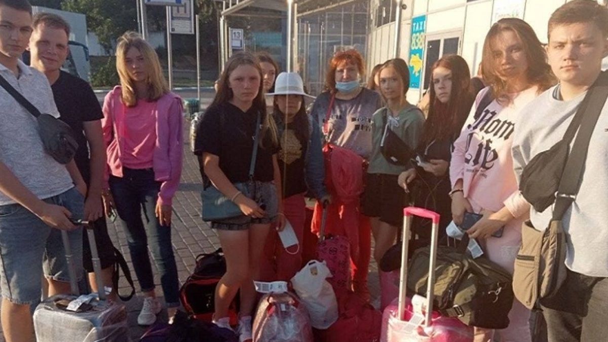 Літак авіакомпанії Ryanair лишив в київському аеропорту групу дітей