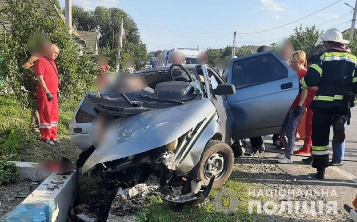 Троє поліцейських загинули в ДТП на Одещині