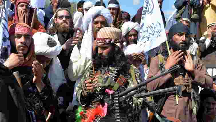 Уряд Афганістану капітулював і передав владу «Талібану» 