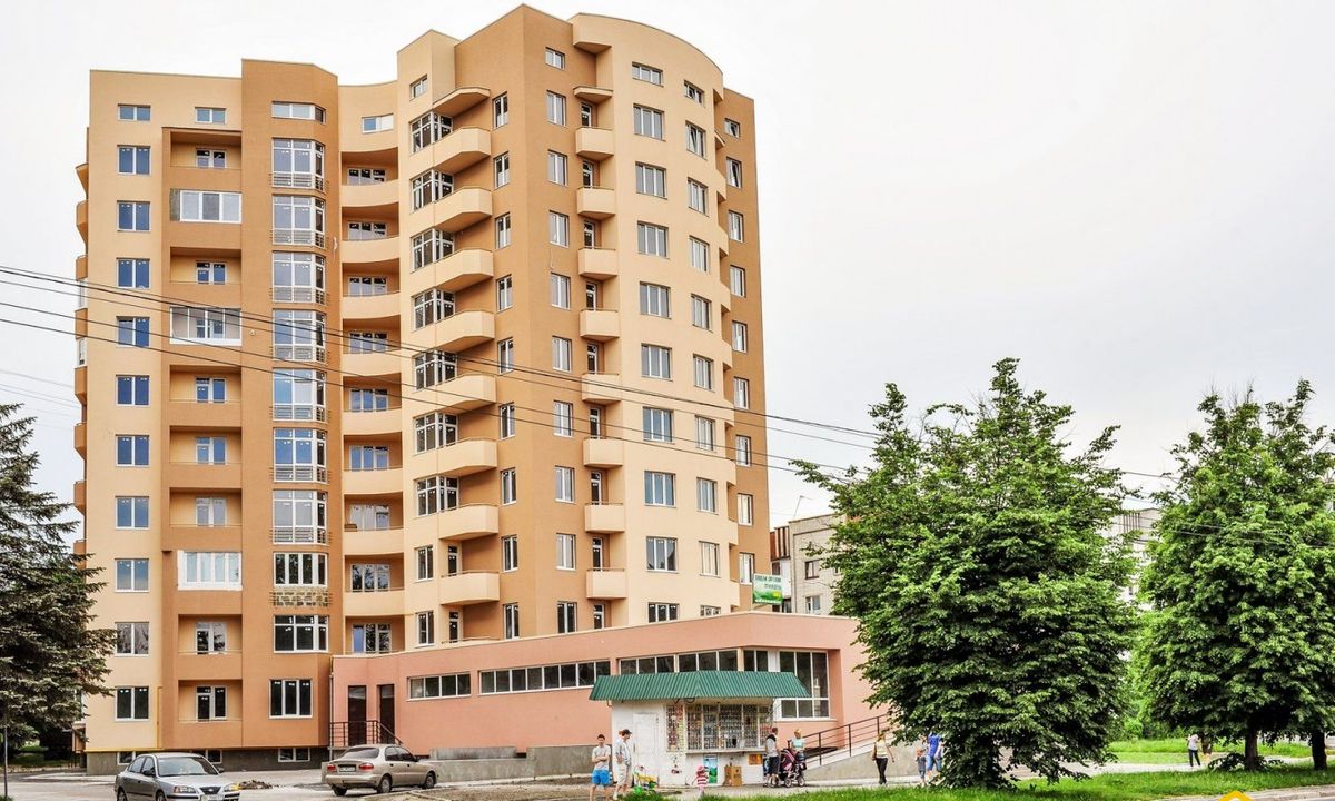 Львів’янина відправили на громадські роботи за покусаного голову ОСББ