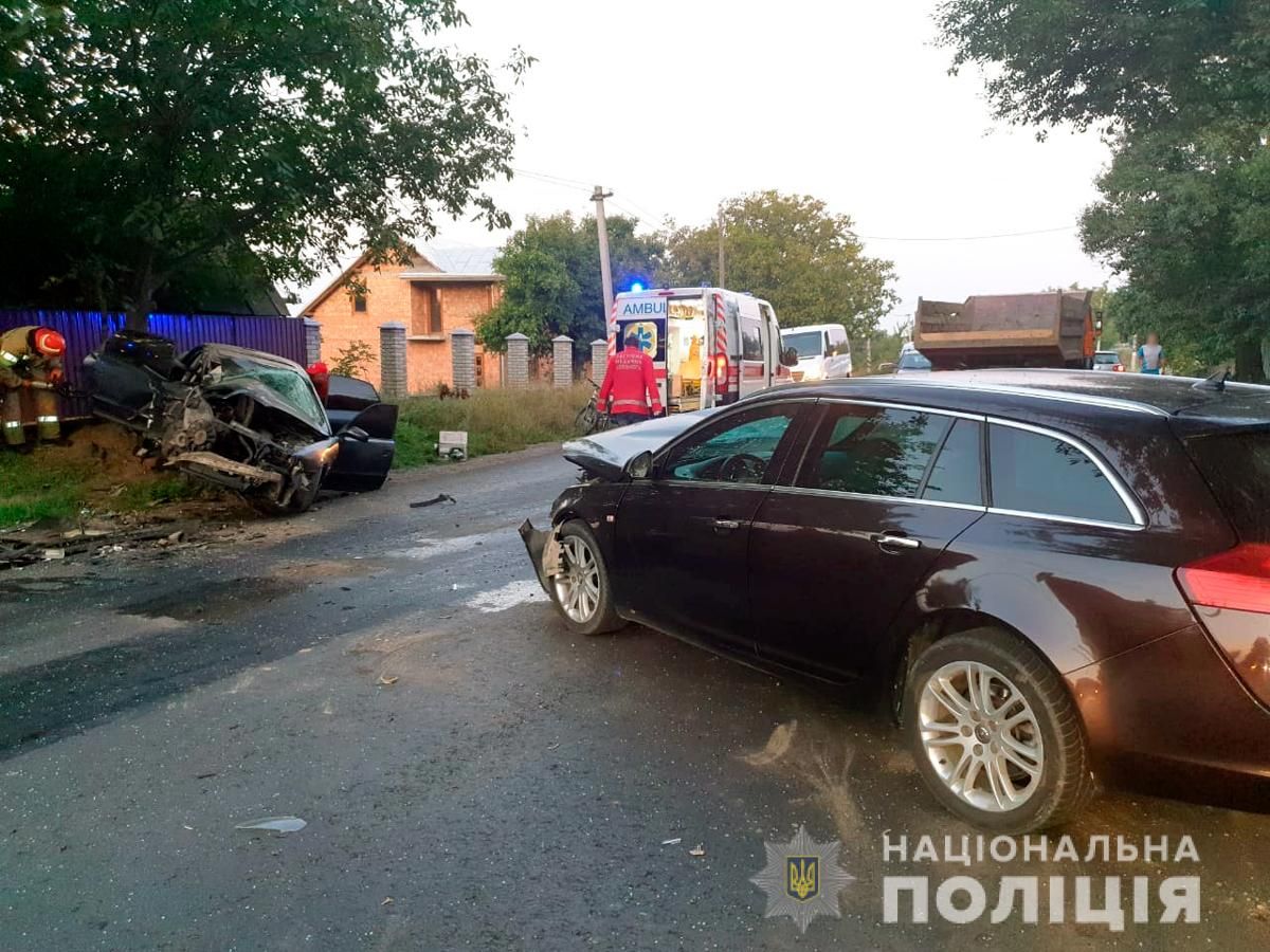 У ДТП на трасі під Чернівцями загинула 21-річна жінка