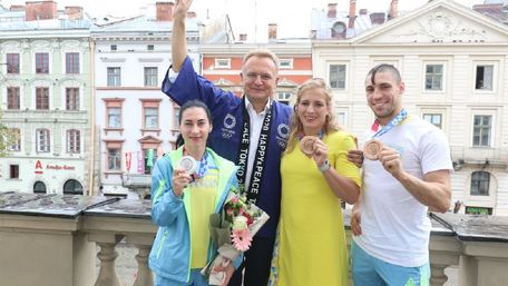 Андрій Садовий зустрівся з львівськими призерами Олімпіади