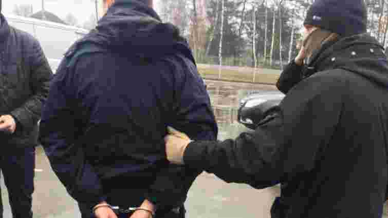 Волинський патрульний заплатить 22 тис. грн штрафу  за отримання хабарів 