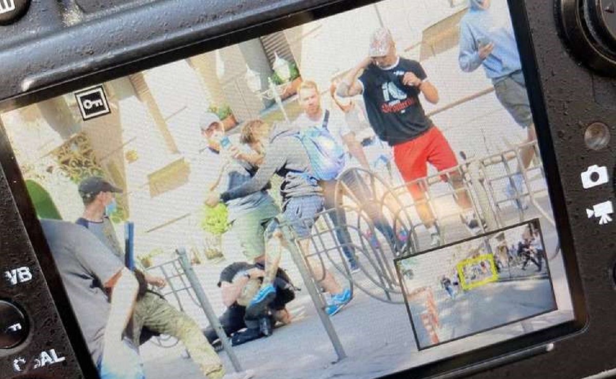 20-річного львів’янина арештували на два місяці за напад на фотографа у Києві