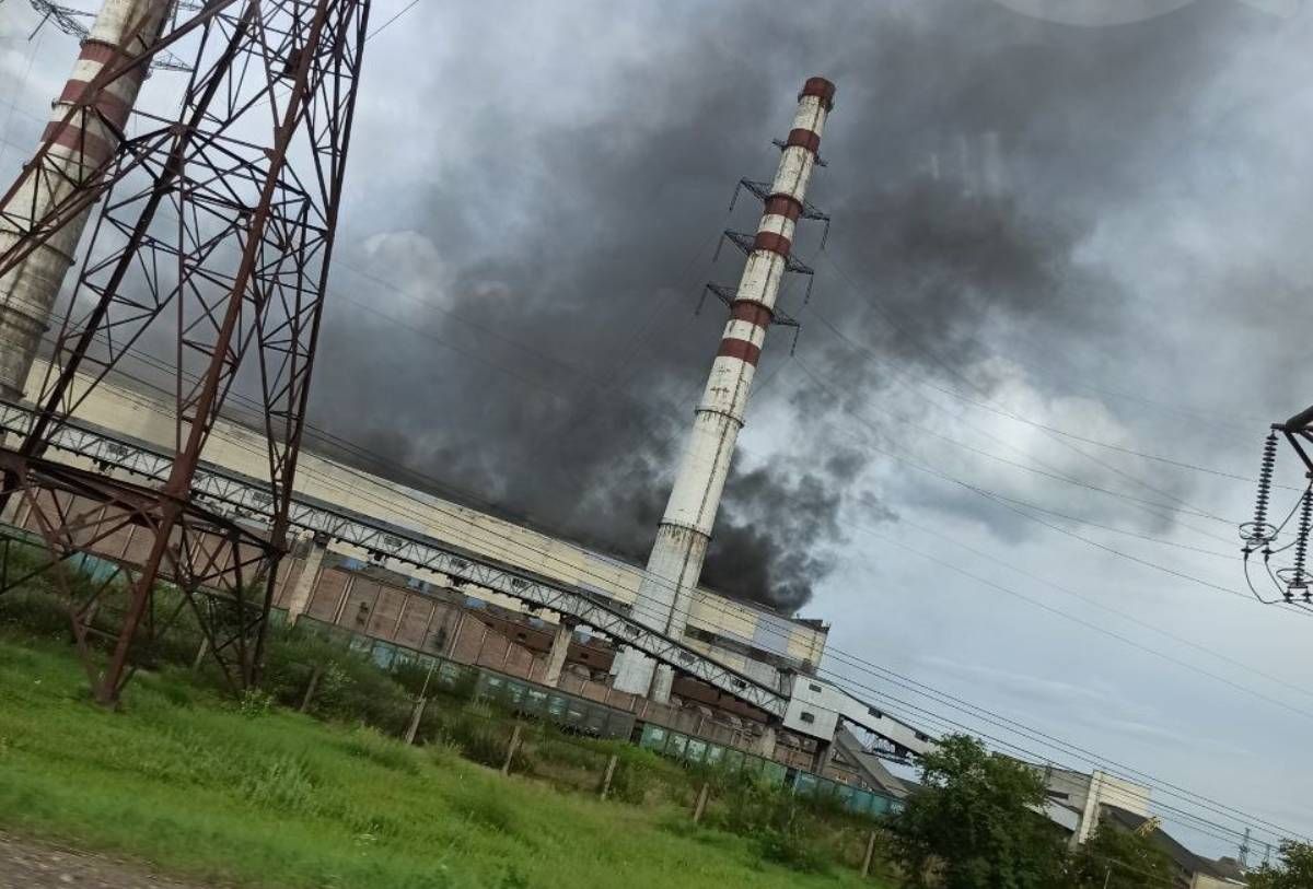 На Бурштинській ТЕС виникла масштабна пожежа