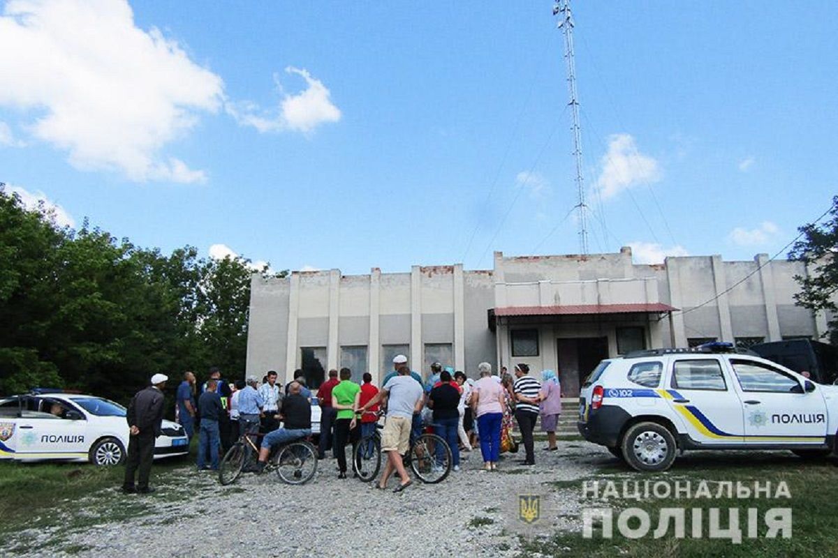 На Хмельниччині селяни хотіли знести вишку мобільного оператора