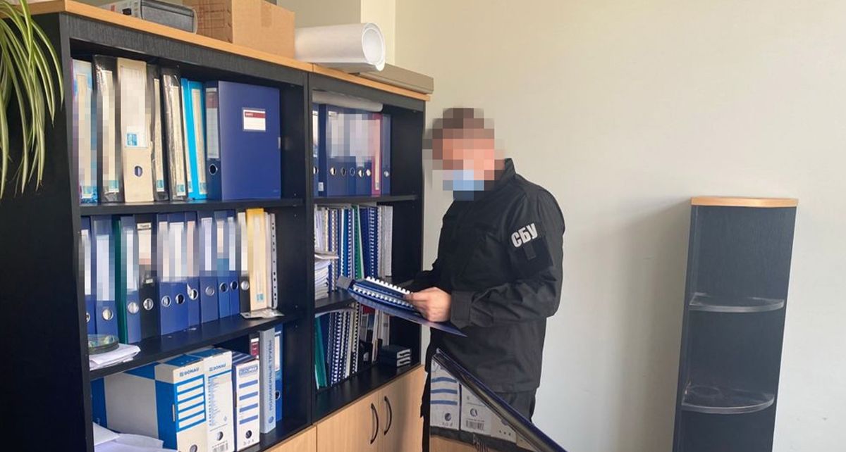СБУ викрила схему розкрадання 1,3 млн грн на ремонті розмитих доріг Буковини

