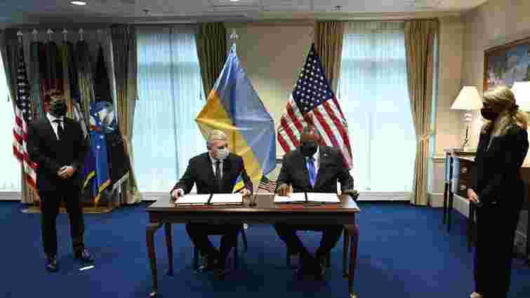 Україна і США домовилися про космічні польоти і оборонне партнерство
