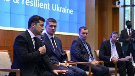Зеленський у США представив план трансформації України вартістю 277 млрд доларів