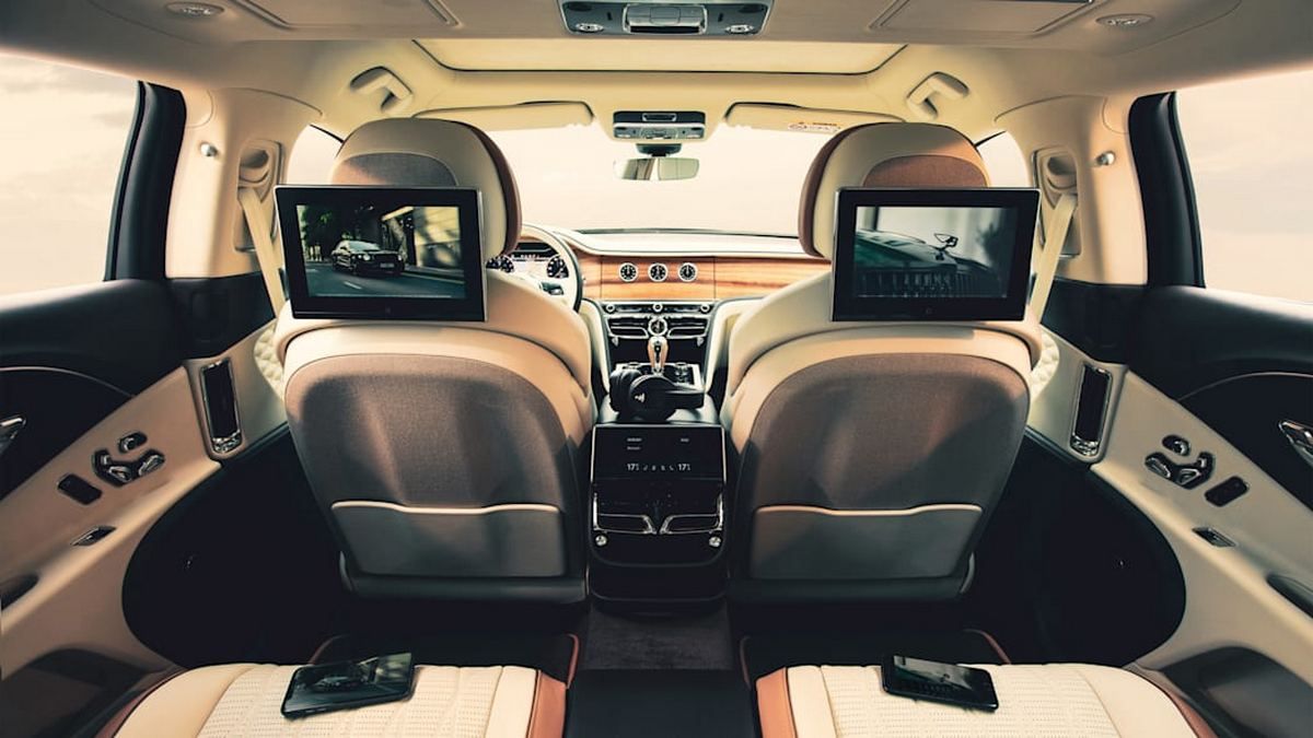 Bentley представила нову мультимедійну систему для пасажирів Flying Spur і Bentayga