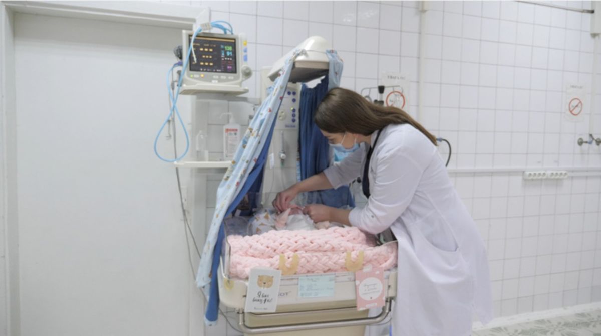 Тернопільські медики виходили дівчинку вагою 540 грамів