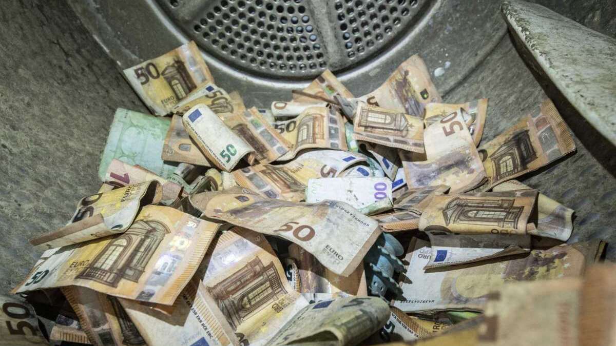 Центробанк Німеччини відмиє забруднені під час повені 50 млн євро