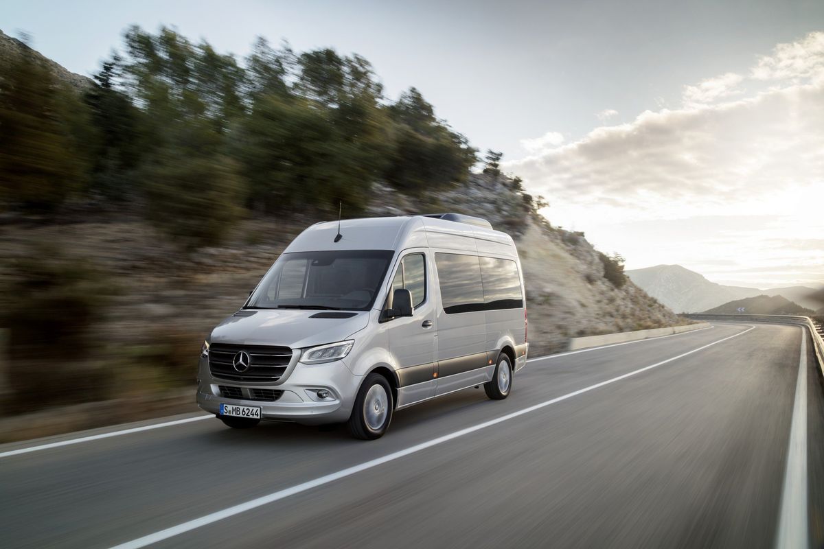 Mercedes-Benz представив оновлений Sprinter 2021