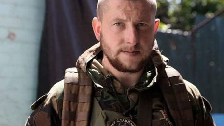 Важкопораненому снайпером бійцю з Львівщини збирають кошти на лікування