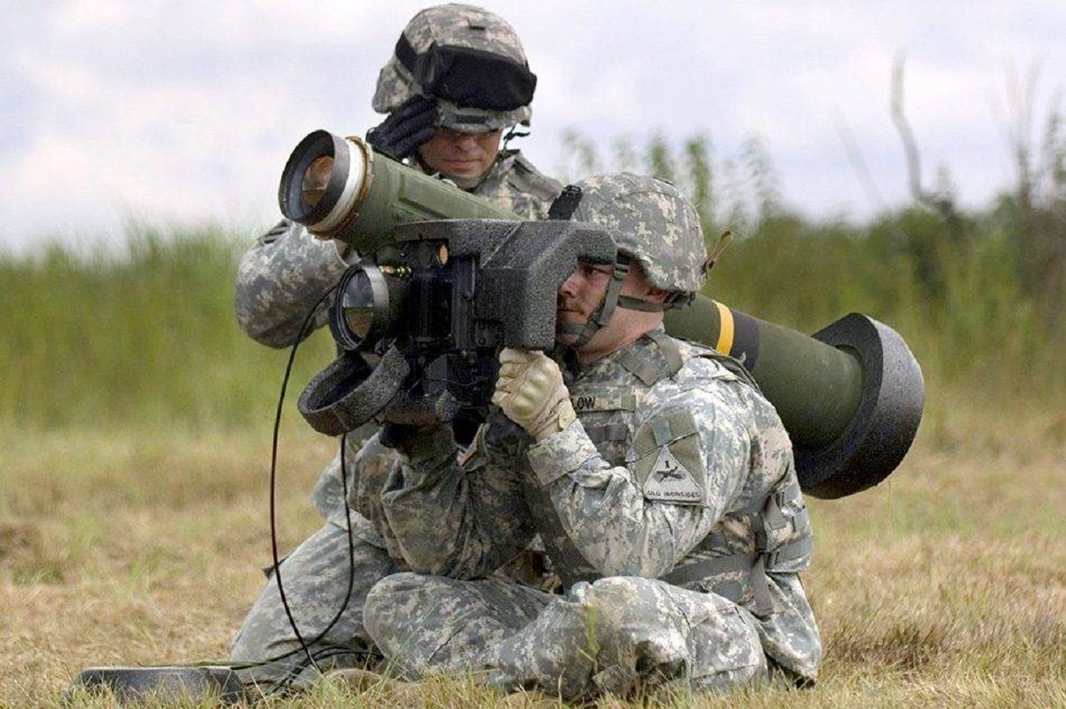 Україна вже цього року отримає партію ПТРК Javelin, – Кулеба