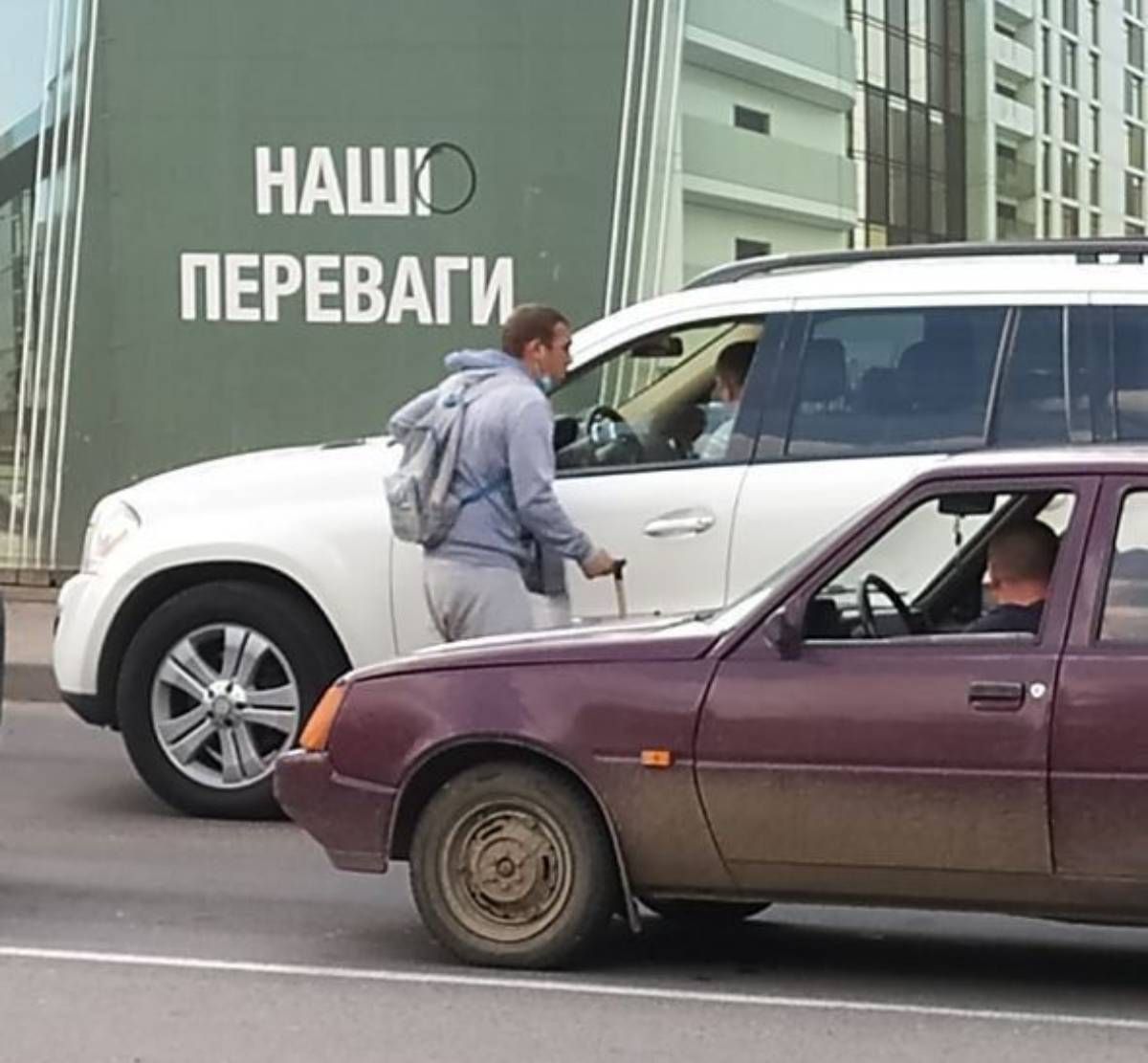 У Івано-Франківську у жебрака виявили чужу довідку про хворобу