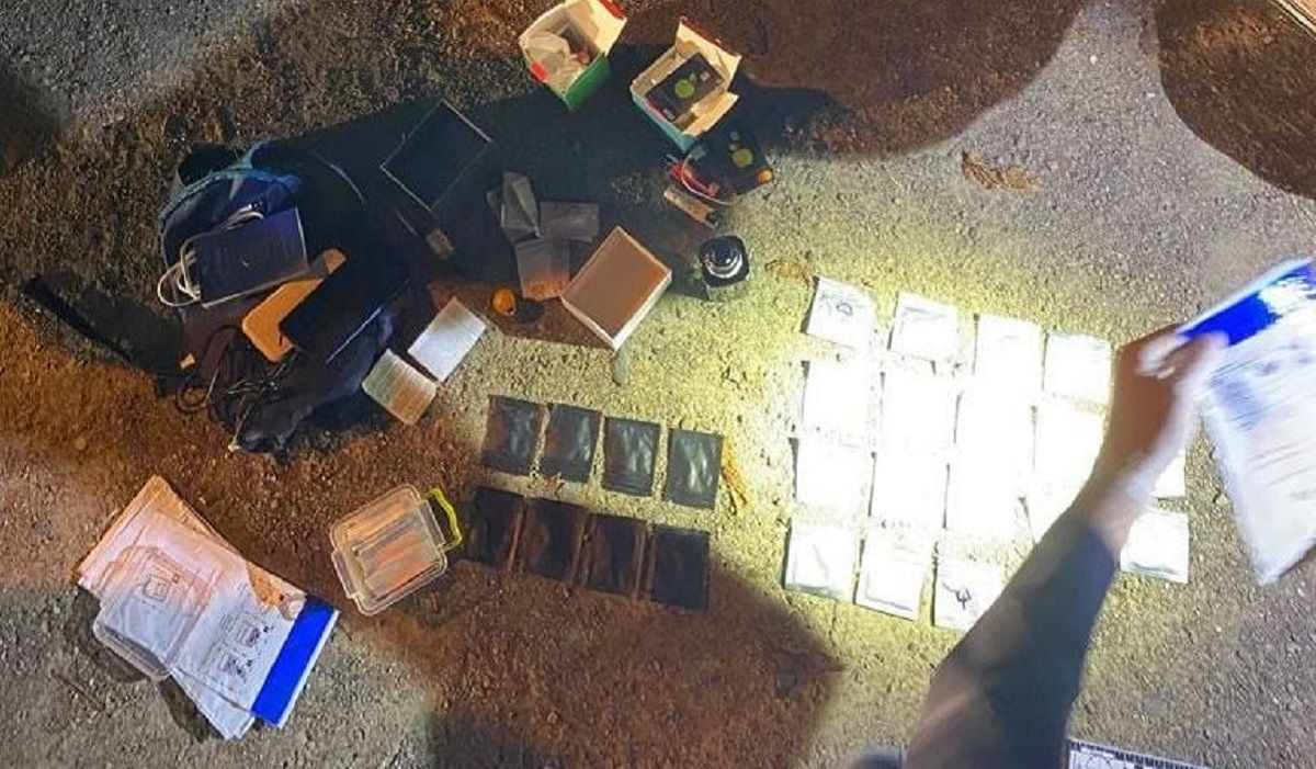 У Львові затримали двох 30-річних закладчиків наркотиків