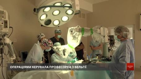 Львівські і бельгійські лікарі спільно оперують дітей з вадами слуху