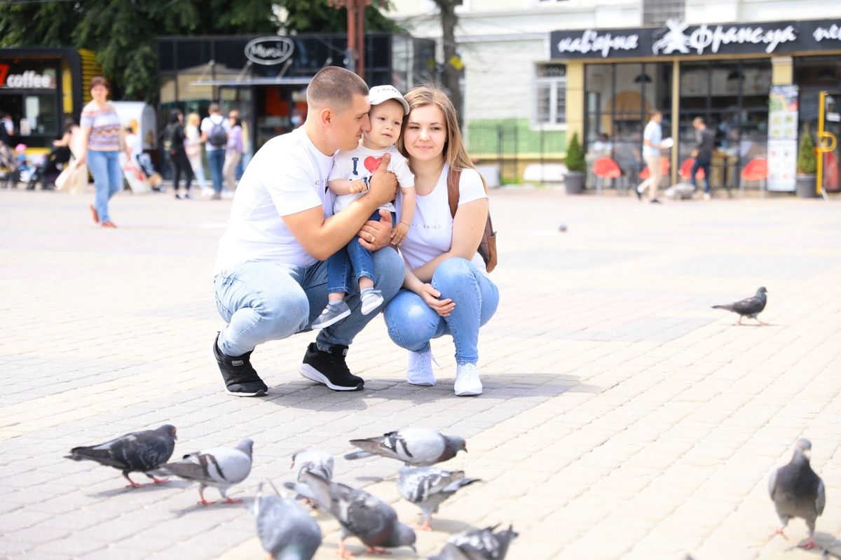 Сім'я хлопчика зі СМА віддала зібрані 23 млн грн на благодійність