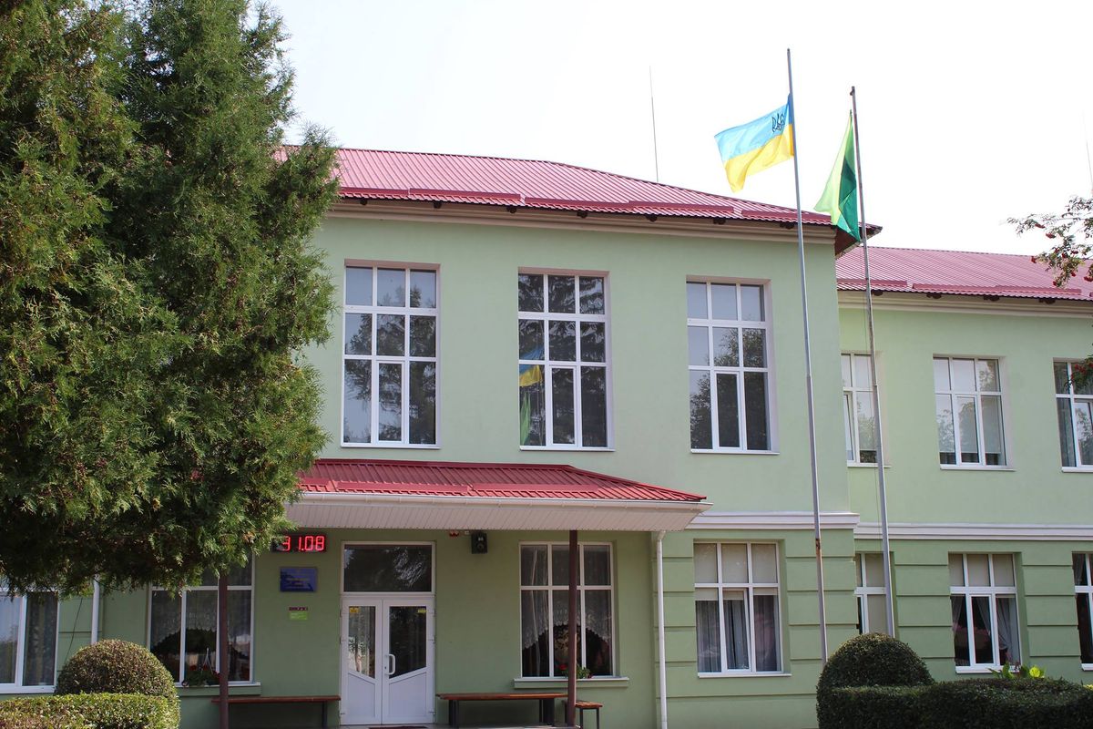 У трьох школах Волині зафіксували спалахи коронавірусу