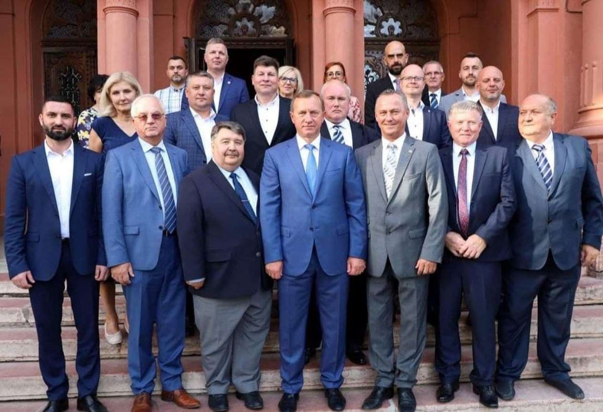 Мерія Ужгорода витратила 100 тис. грн на вечерю до Дня міста