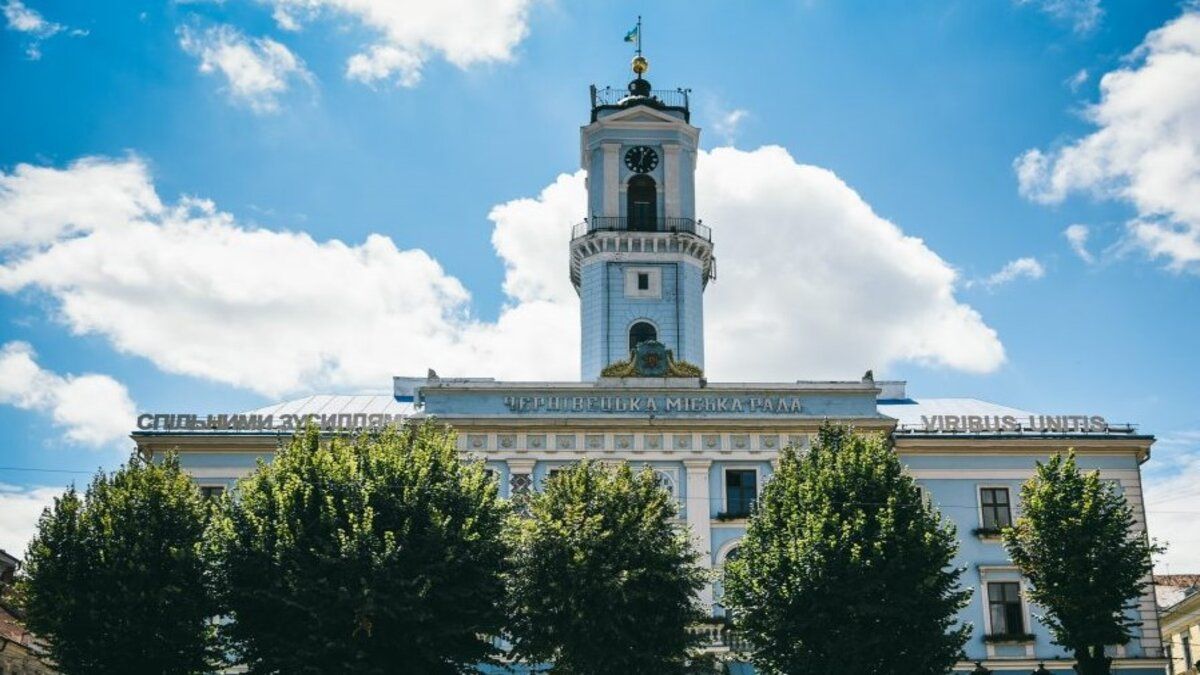 Соціологи опублікували свіжий рейтинг партій у Чернівцях