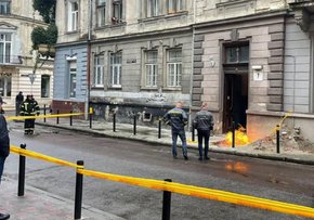 Через пожежу у центрі Львова перекрили рух вулицею Дудаєва