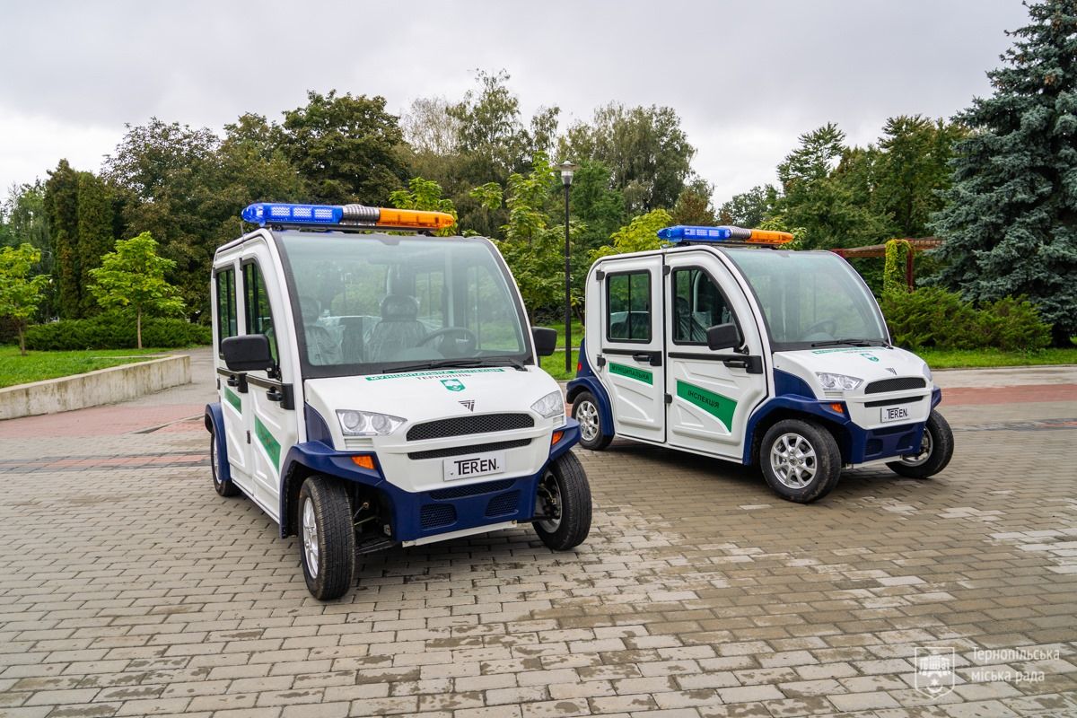 Тернопільські муніципали патрулюватимуть парки на електромобілях