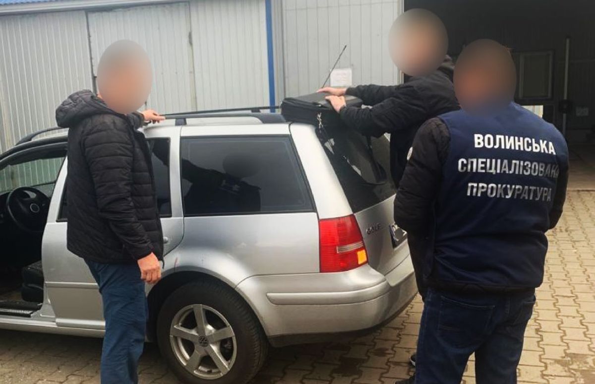 Військового з Луцька затримали на хабарі у 32 тис. грн від призовника
