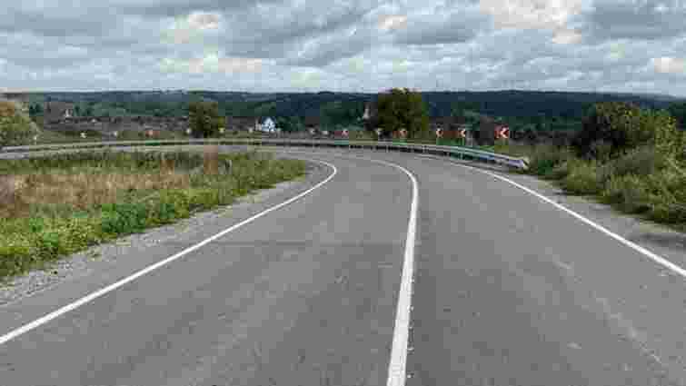 Тернопільська фірма за 126 млн грн відремонтувала 20 км дороги на Перемишлянщині