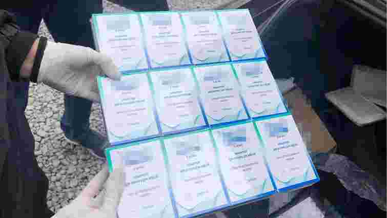 На Житомирщині медики змушували онкохворих купувати безоплатні препарати