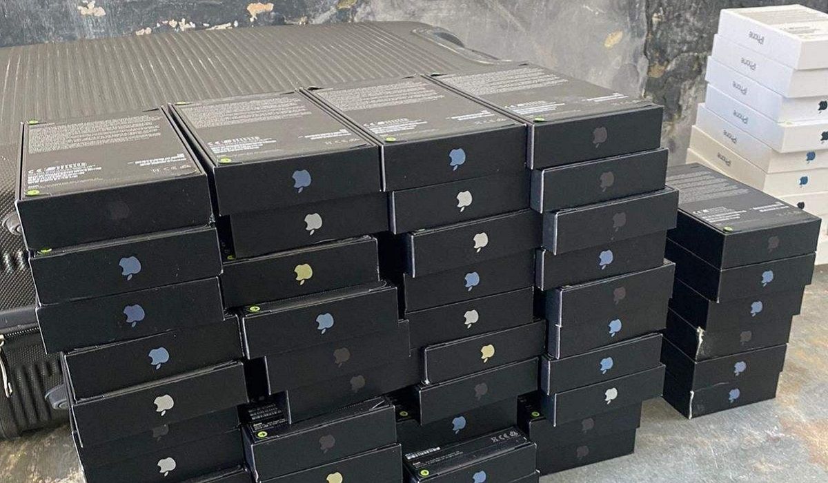 У Шегинях затримали українця з контрабандними iPhone 13 на 1,5 млн грн