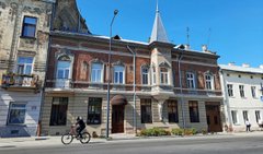 Артцентри замість заводів